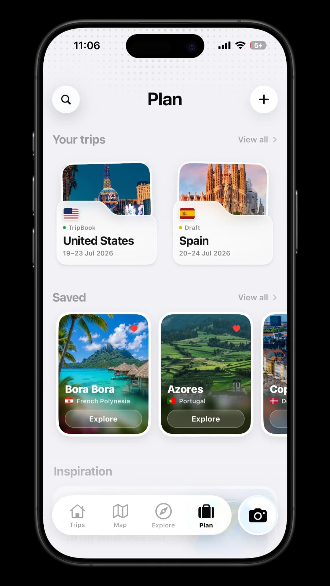 TripMemo Plan screen showing two group trip folders